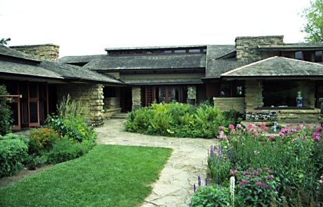 Резиденция Райта Taliesin, внутренний двор Резиденция Райта Taliesin, внутренний двор